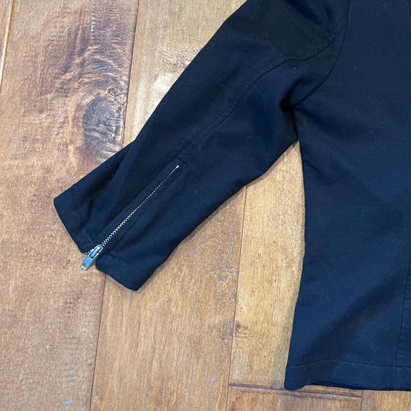 Forever 21 xxi Fabric Moto Jacket with Asymmetrical Zipper and Zipper Pockets - Picture 2 of 8